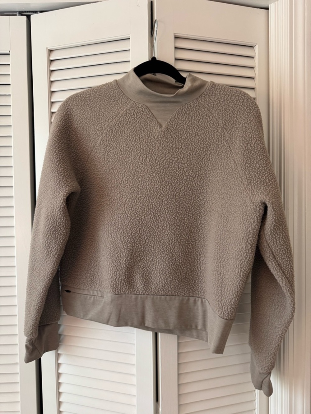 REI Cozy Taupe Sherpa Pullover Sweatshirt